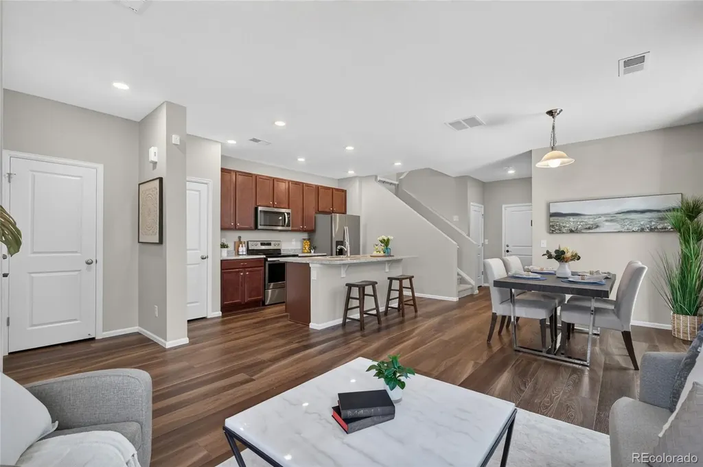 21719 E Quincy Circle Aurora CO 80015