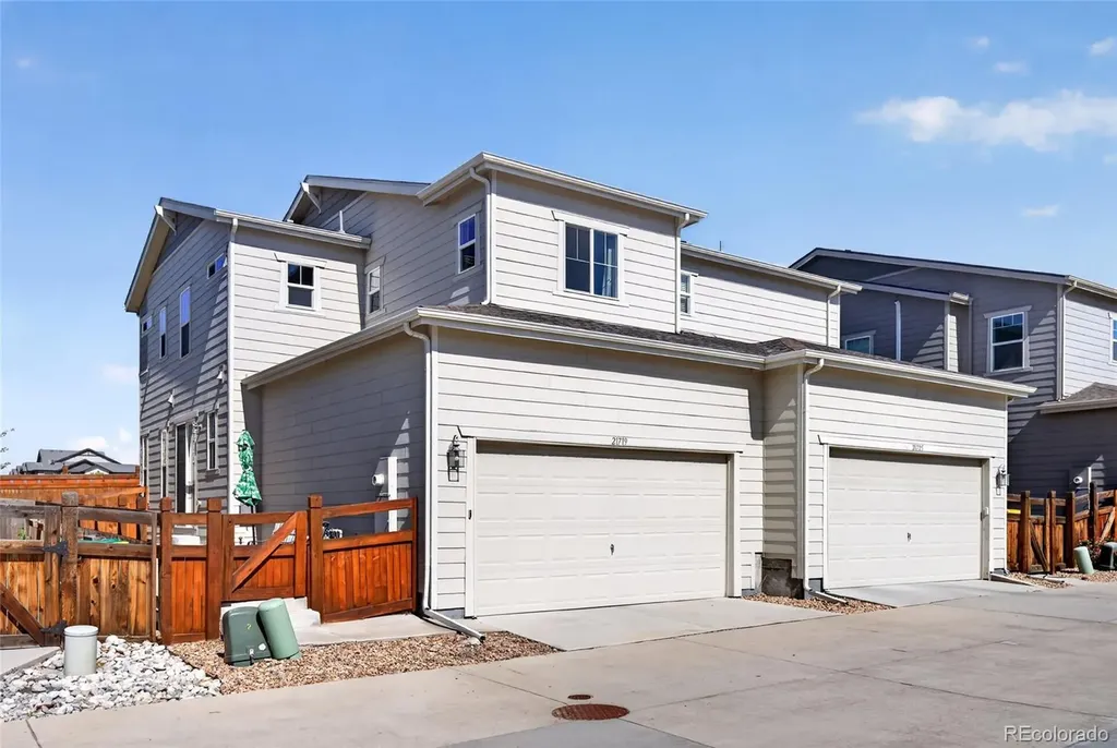 21719 E Quincy Circle Aurora CO 80015