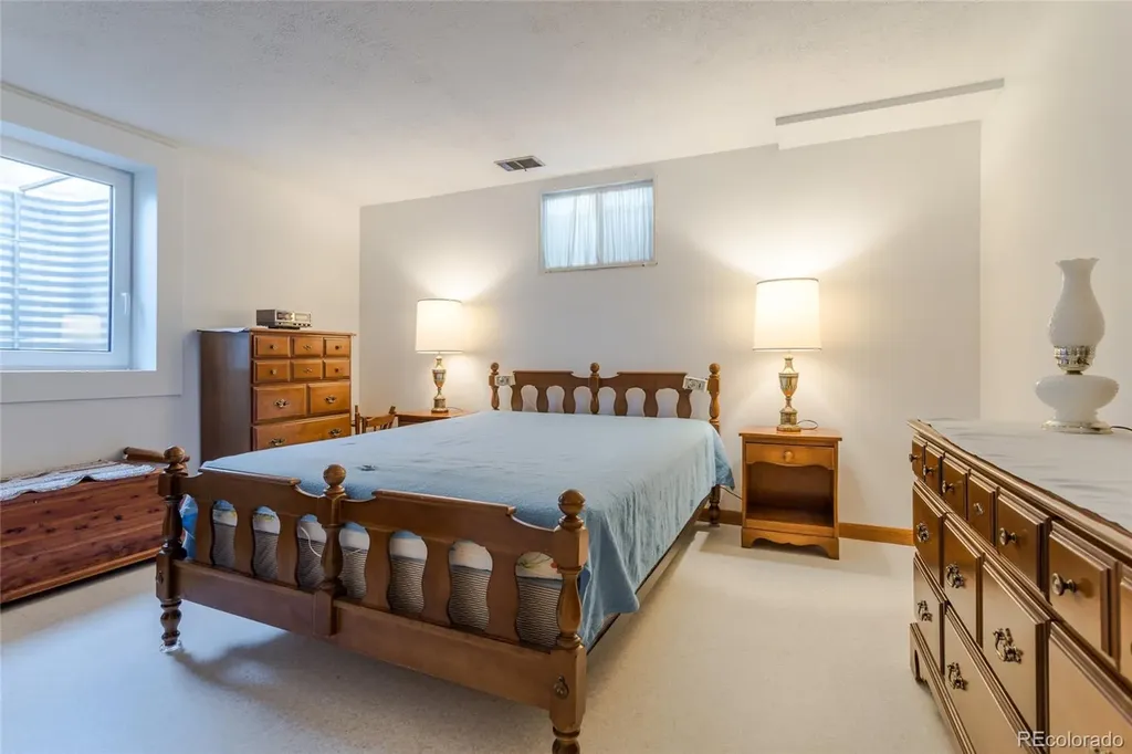 3795 S Uinta Court Denver CO 80237