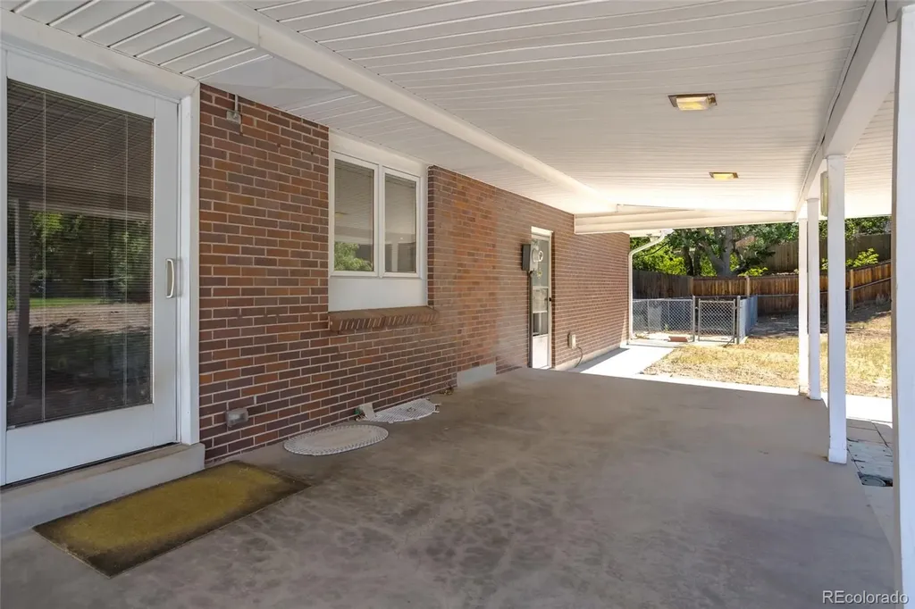 3795 S Uinta Court Denver CO 80237