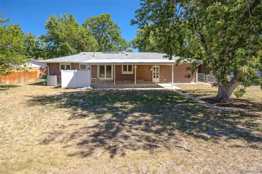 3795 S Uinta Court Denver CO 80237