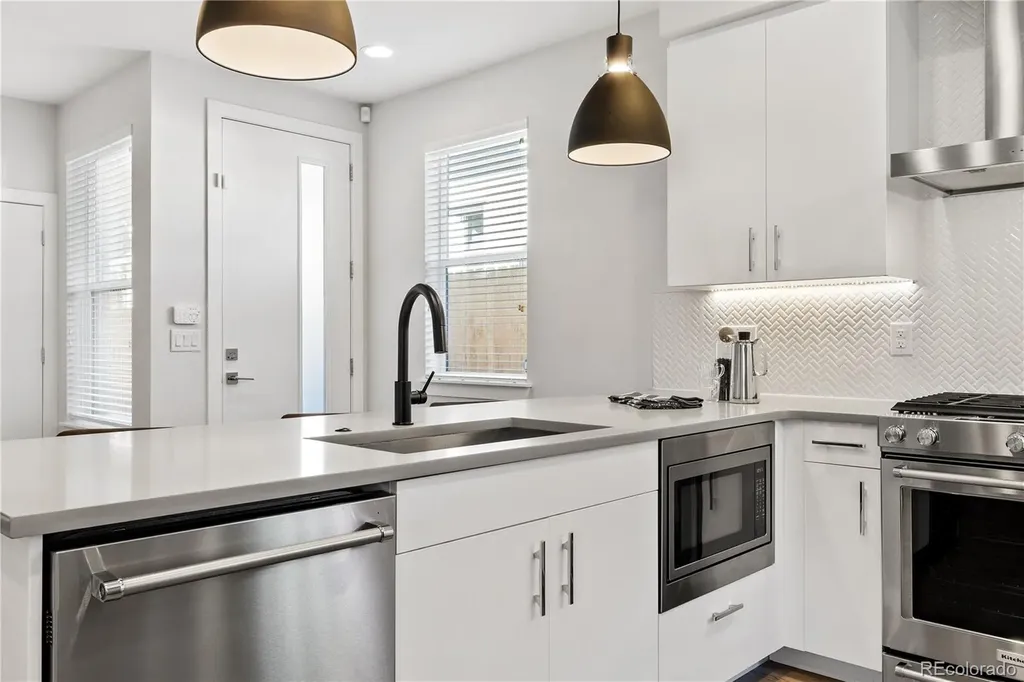 1432 Knox Court Denver CO 80204