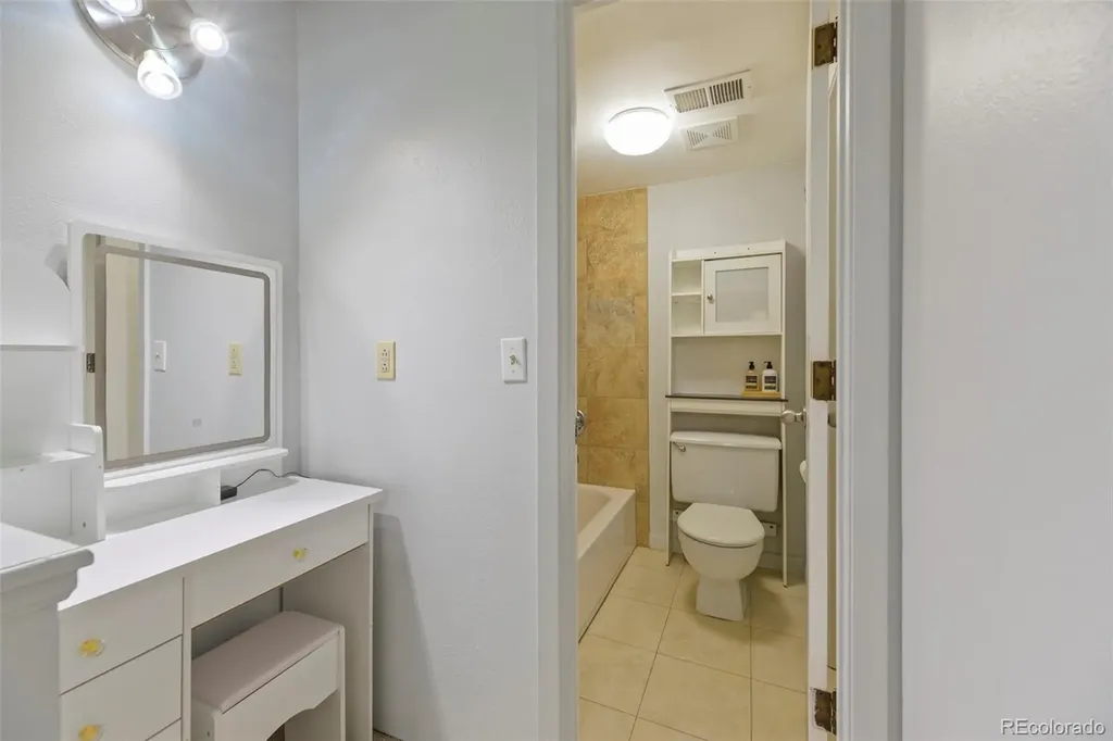 17642 E Loyola Drive Aurora CO 80013
