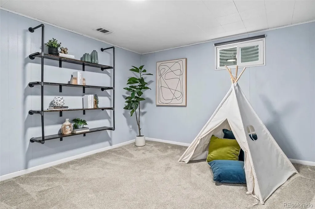 6156 Hoyt Court Arvada CO 80004