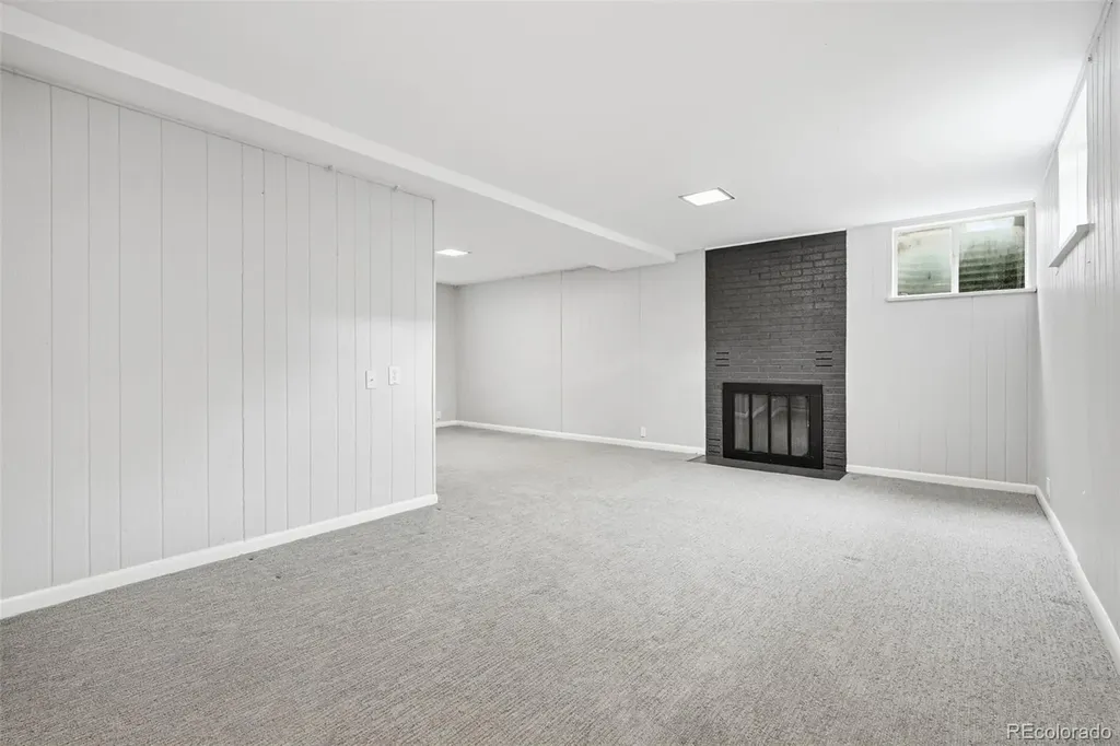 8035 W 9th Avenue Lakewood CO 80214
