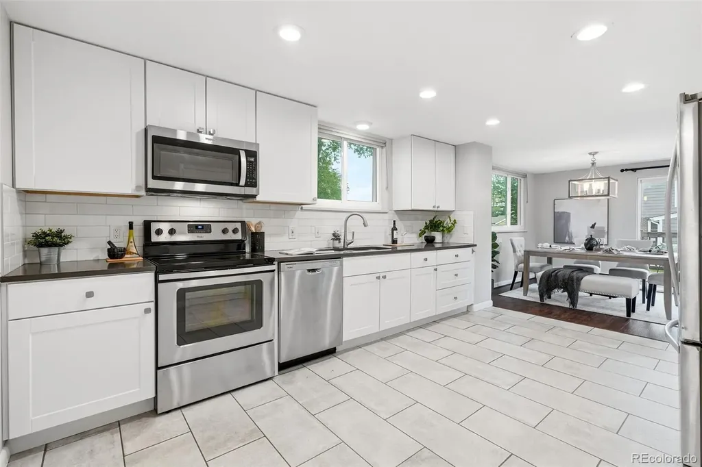 8035 W 9th Avenue Lakewood CO 80214
