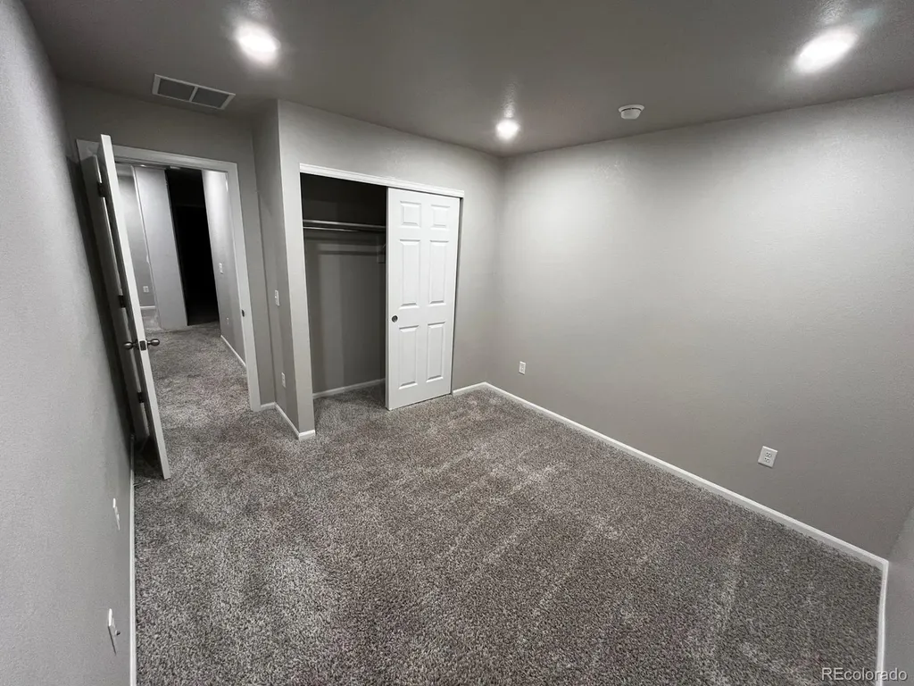 13761 Via Varra Broomfield CO 80020