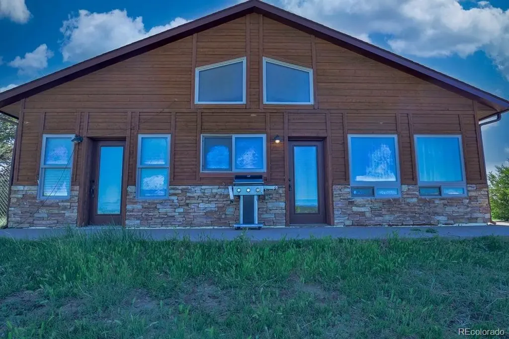 324 Chaps Court Walsenburg CO 81089