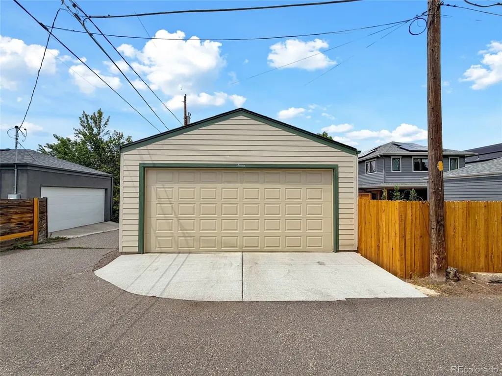 3232 W Scott Place Denver CO 80211