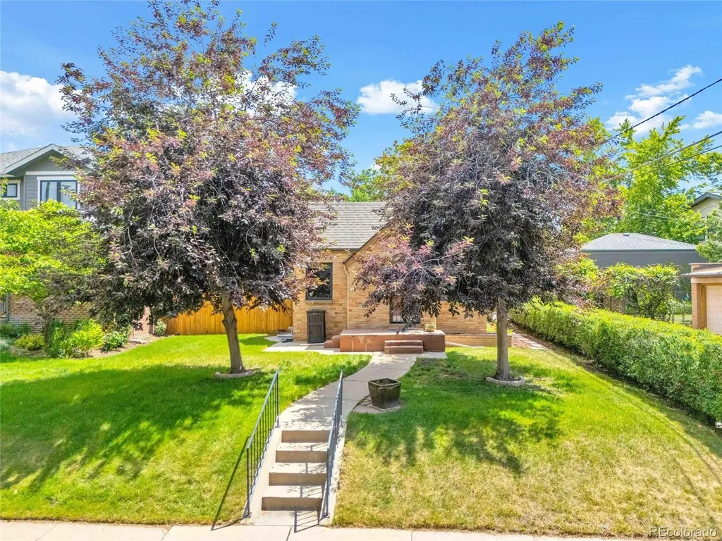 3232 W Scott Place Denver CO 80211