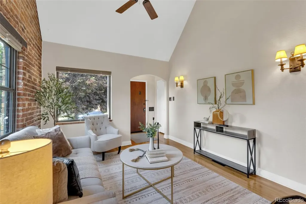 3232 W Scott Place Denver CO 80211