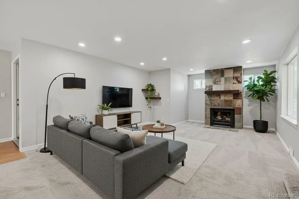 4895 Tejon Street Denver CO 80221