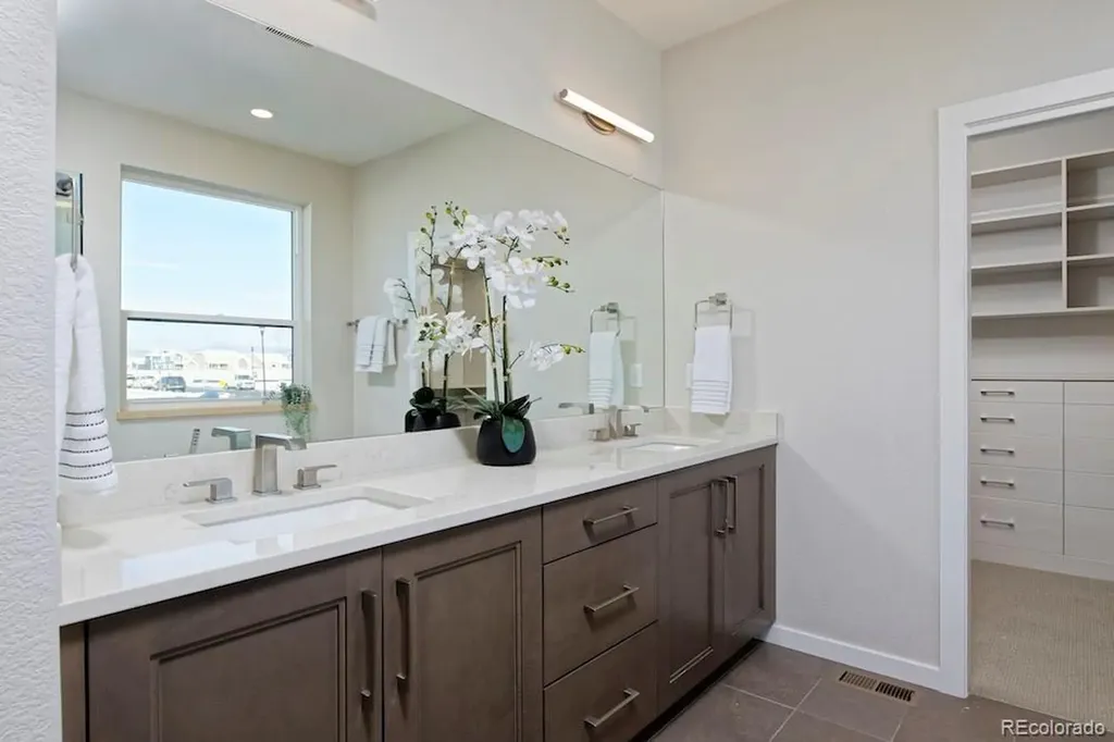 2298 Star Hill Street Longmont CO 80503