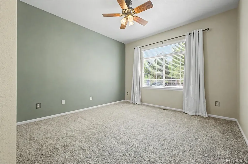 13832 Legend Way Broomfield CO 80023