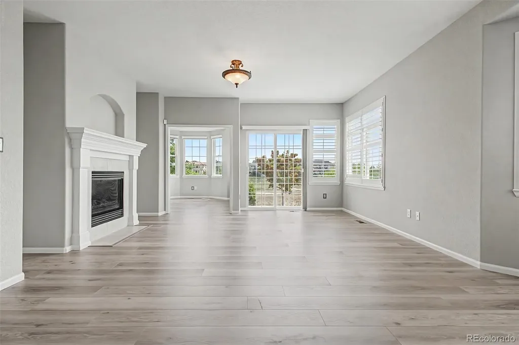 13832 Legend Way Broomfield CO 80023
