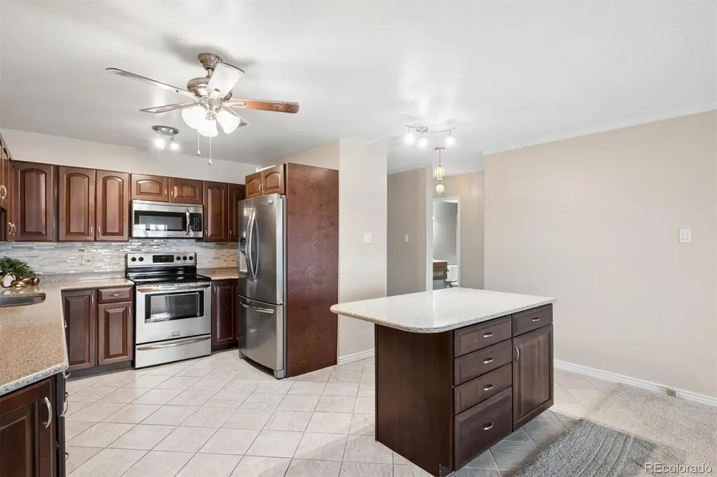 690 S Alton Way Denver CO 80247