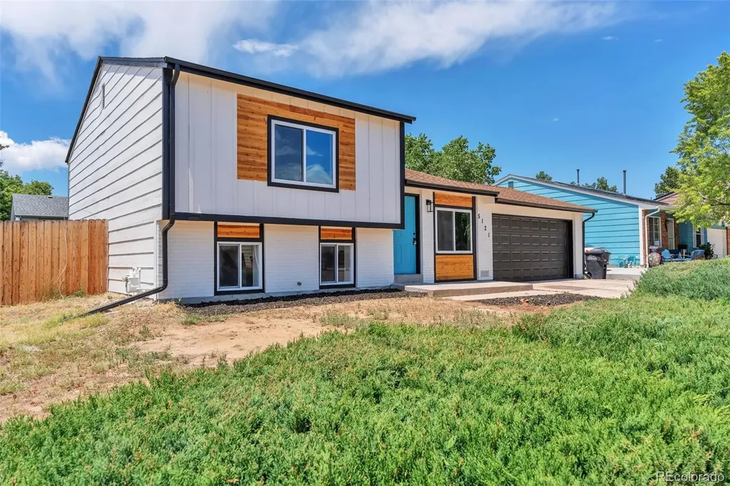5121 Dillon Street Denver CO 80239