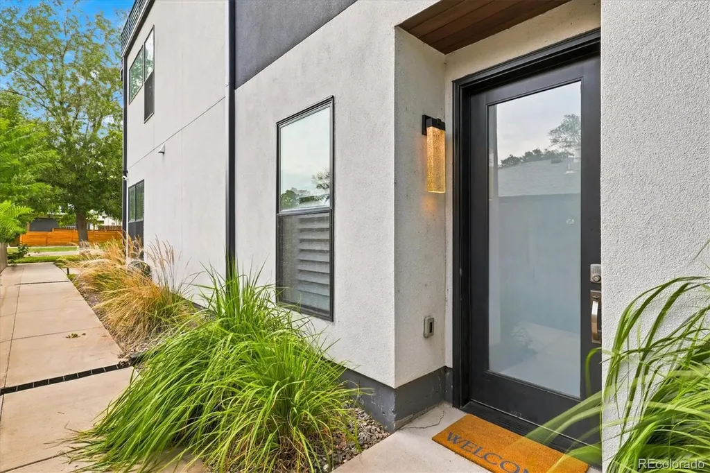 1714 Hooker Street Denver CO 80204