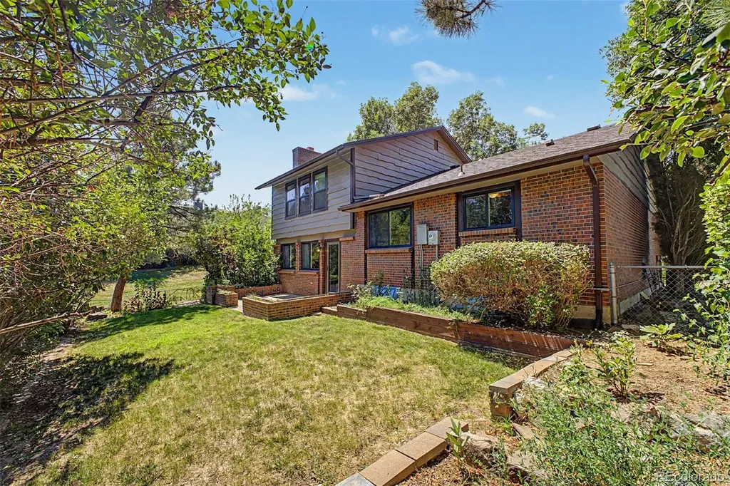 8822 W 79th Avenue Arvada CO 80005