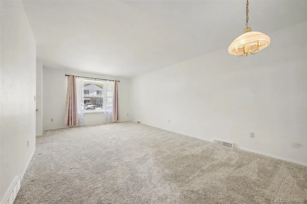 8822 W 79th Avenue Arvada CO 80005