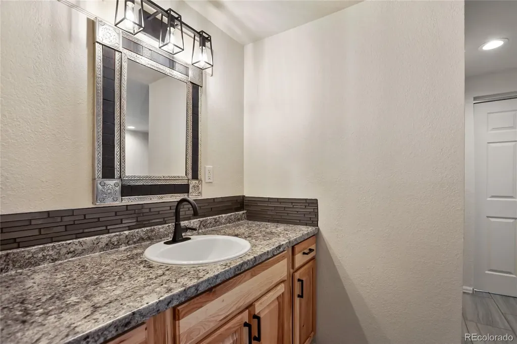 45 Barr Lake Circle Divide CO 80814