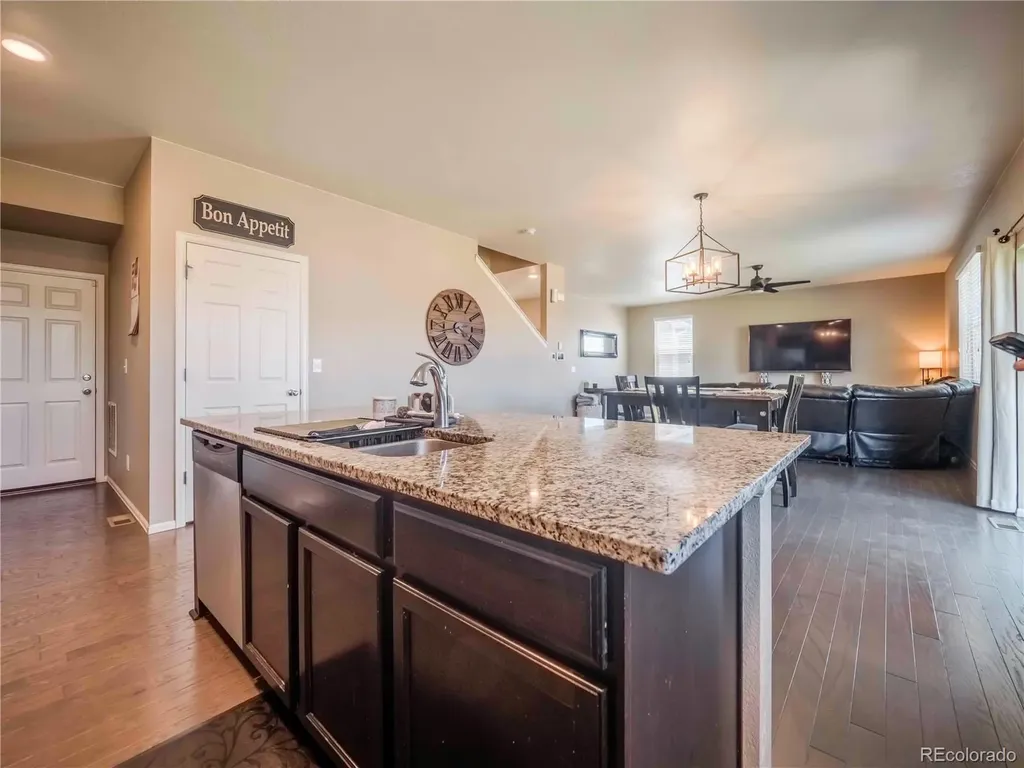 914 Charlton Drive Windsor CO 80550