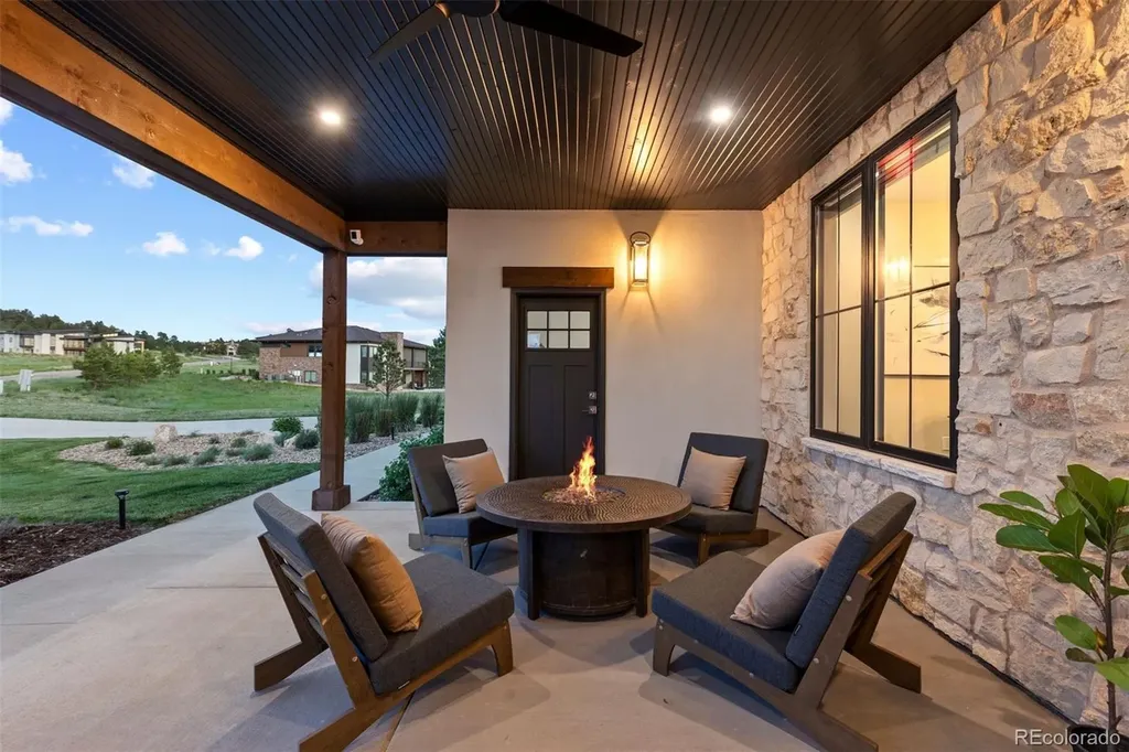 2433 Fox View Trail Franktown CO 80116