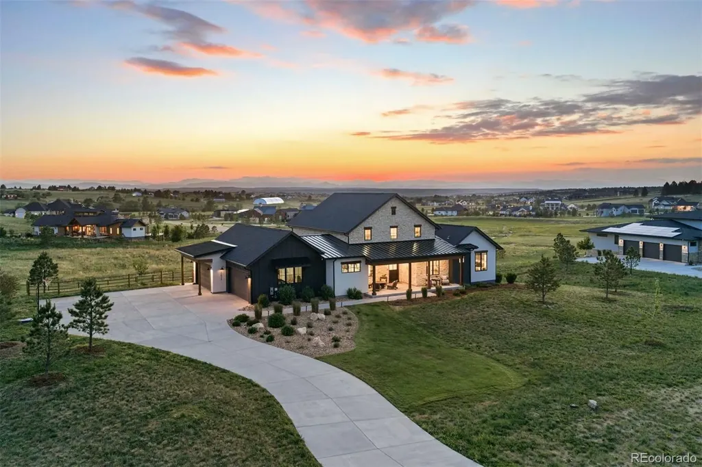 2433 Fox View Trail Franktown CO 80116