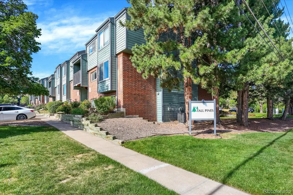 3528 S Depew Street Denver CO 80235