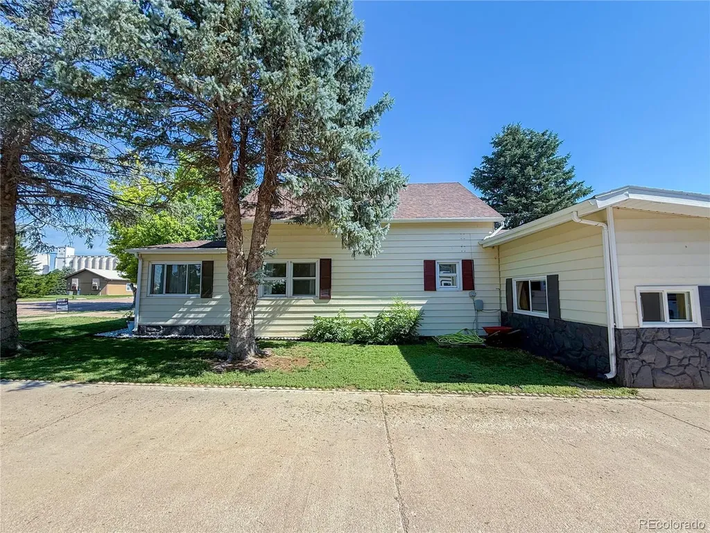 204 Colorado Avenue Seibert CO 80834