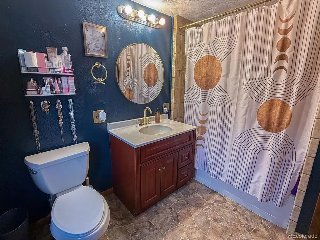 204 Colorado Avenue Seibert CO 80834