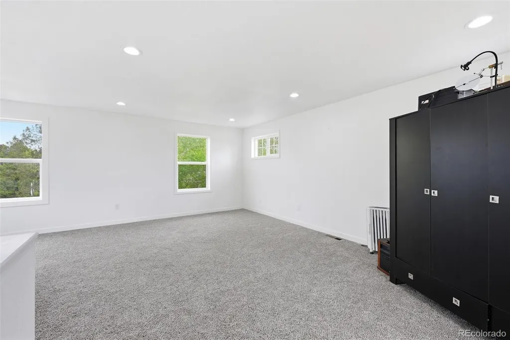 1625 N Mountain Estates Road Florissant CO 80816