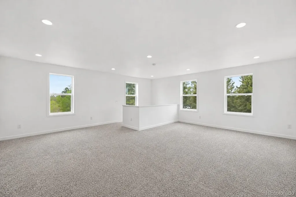 1625 N Mountain Estates Road Florissant CO 80816