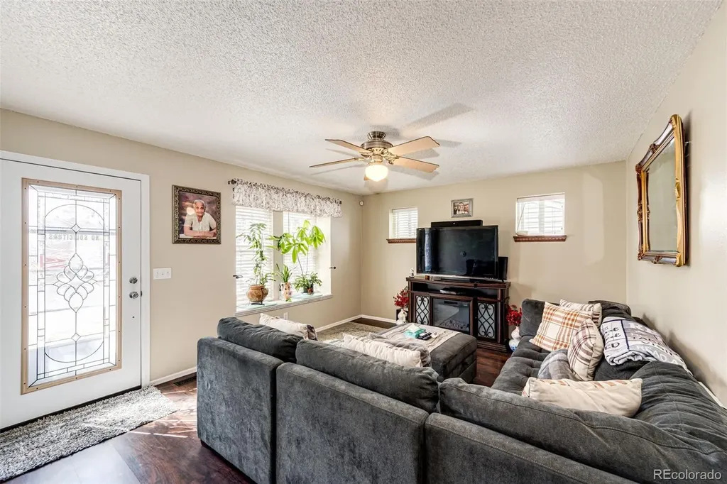 20571 E Coolidge Place Aurora CO 80011