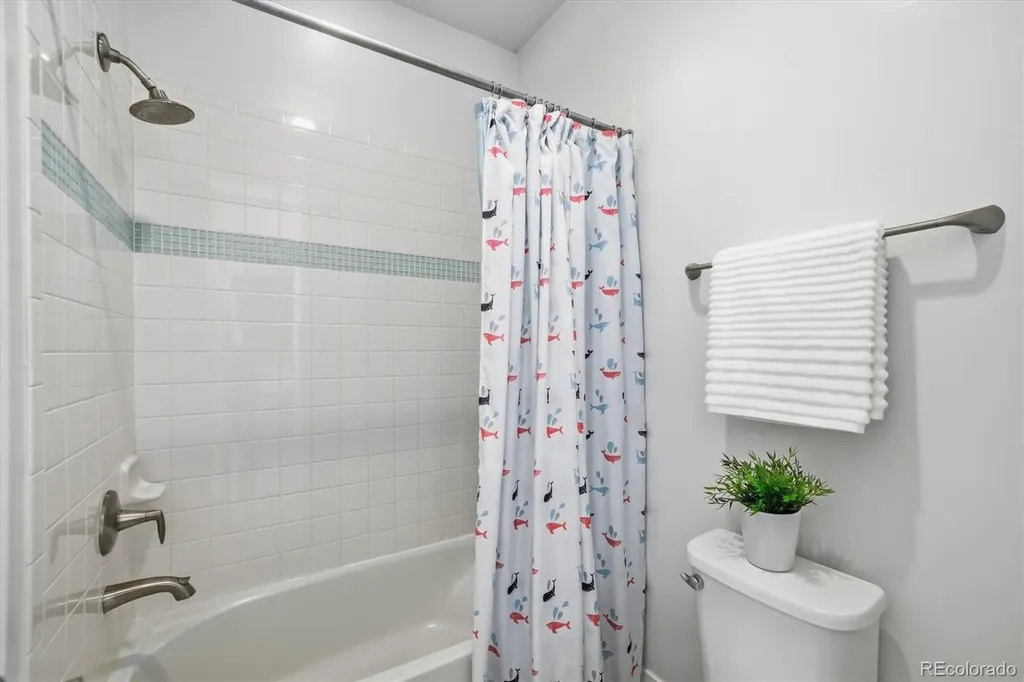 8484 E 51st Avenue Denver CO 80238
