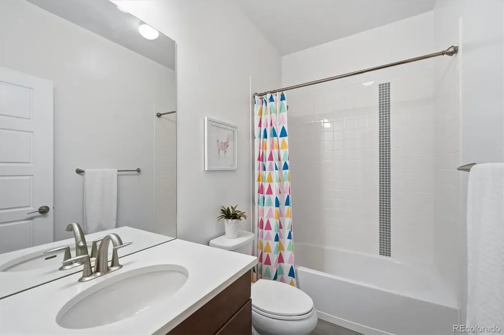 8484 E 51st Avenue Denver CO 80238