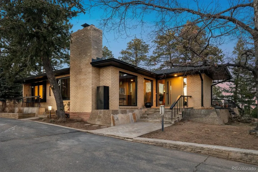 21967 Mountsfield Drive Golden CO 80401