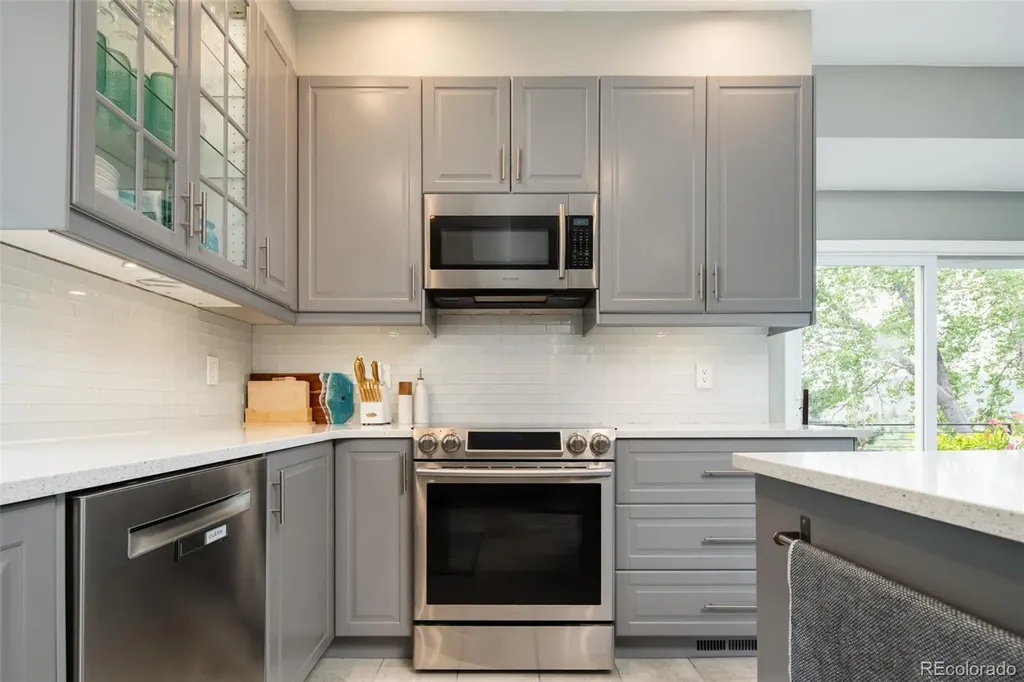 323 White Ash Drive Golden CO 80403