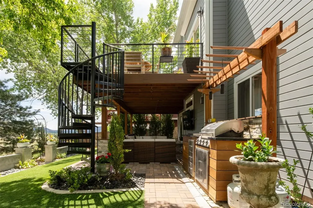 323 White Ash Drive Golden CO 80403