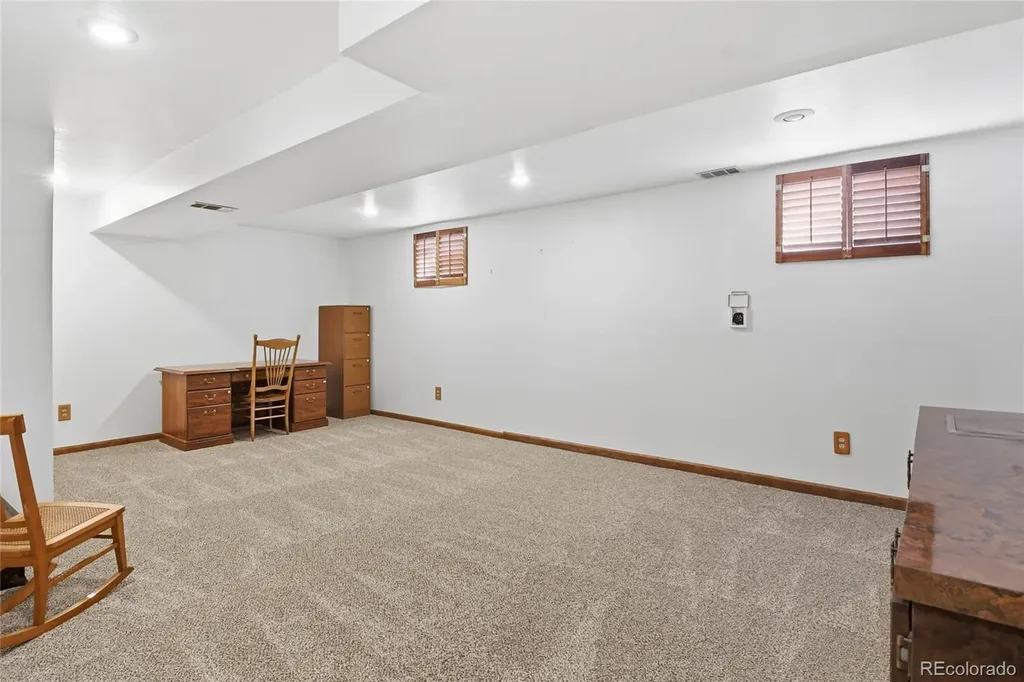 6043 S Glencoe Way Centennial CO 80121