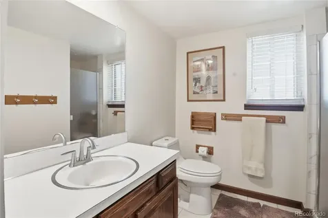 6043 S Glencoe Way Centennial CO 80121