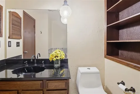 6043 S Glencoe Way Centennial CO 80121