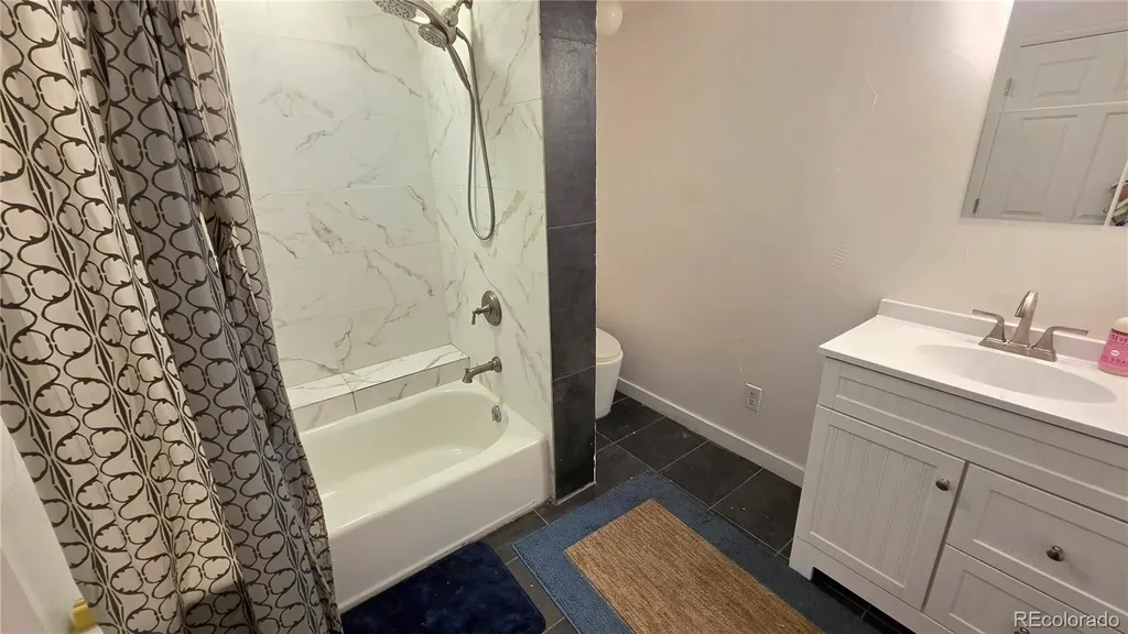 1525 S Holly Street Denver CO 80222