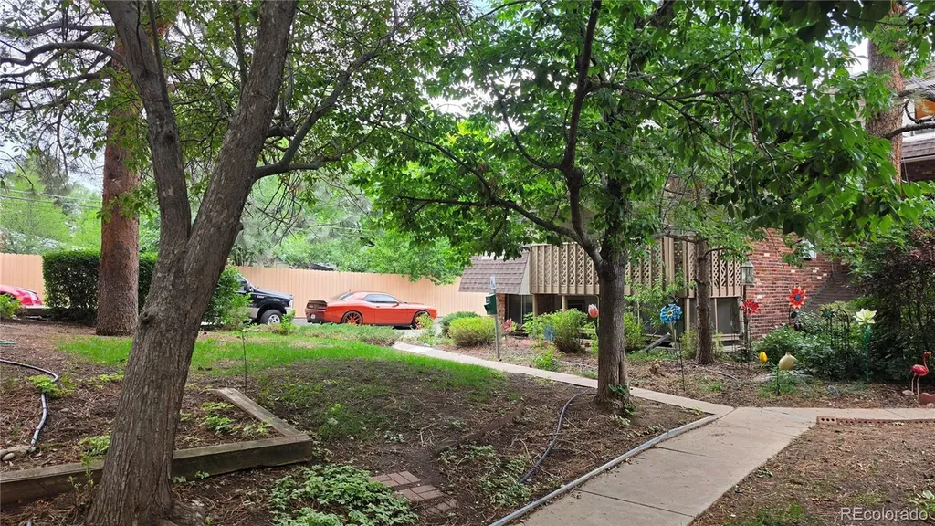 1525 S Holly Street Denver CO 80222