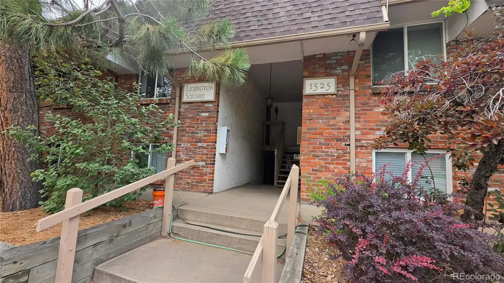 1525 S Holly Street Denver CO 80222