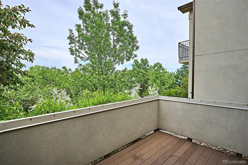 6697 S Forest Way Centennial CO 80121