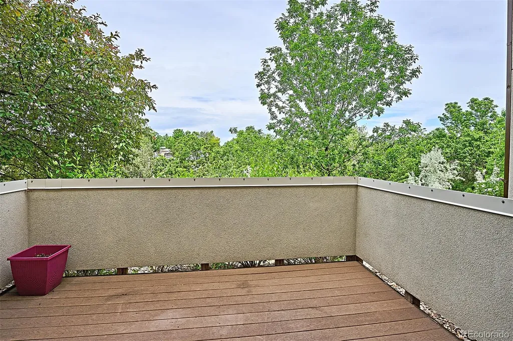 6697 S Forest Way Centennial CO 80121