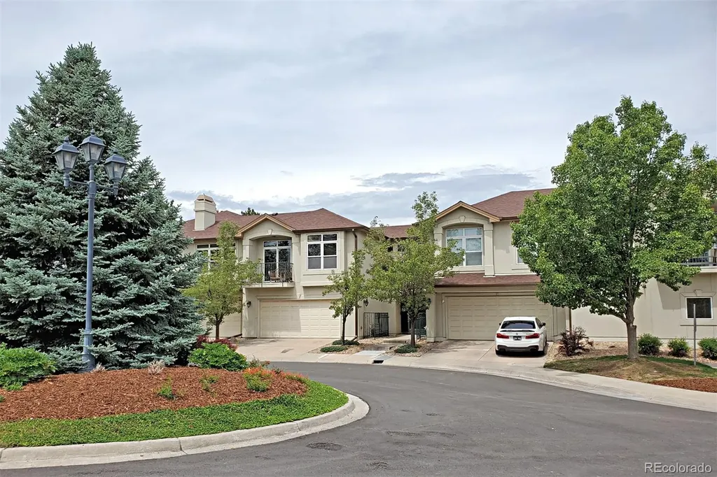 6697 S Forest Way Centennial CO 80121