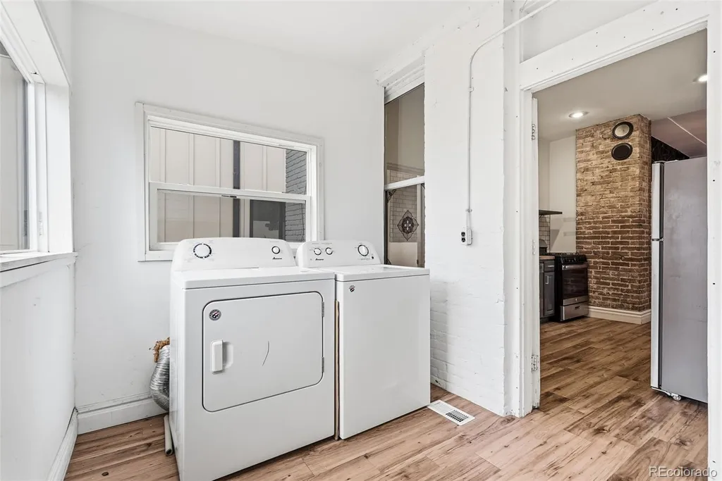 3251 Lawrence Street Denver CO 80205