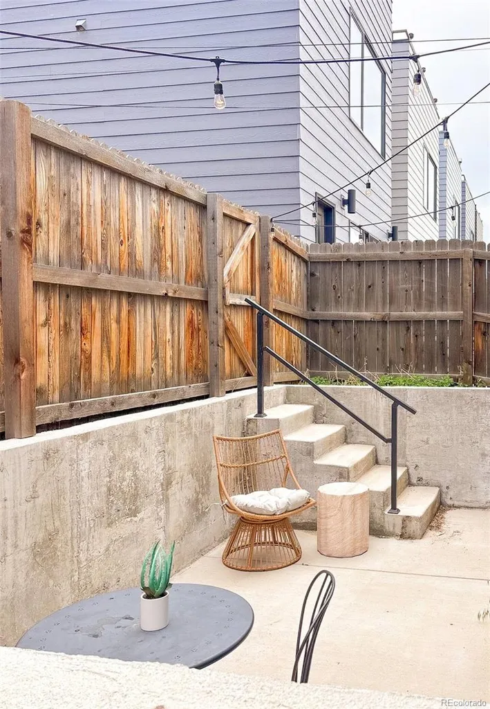 3251 Lawrence Street Denver CO 80205